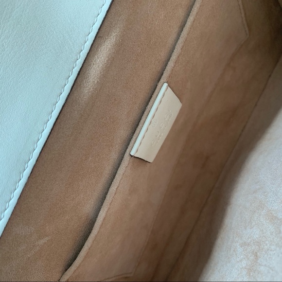 Gucci Sylvie Small Wristlet Clutch Bag - Picture 4 of 8